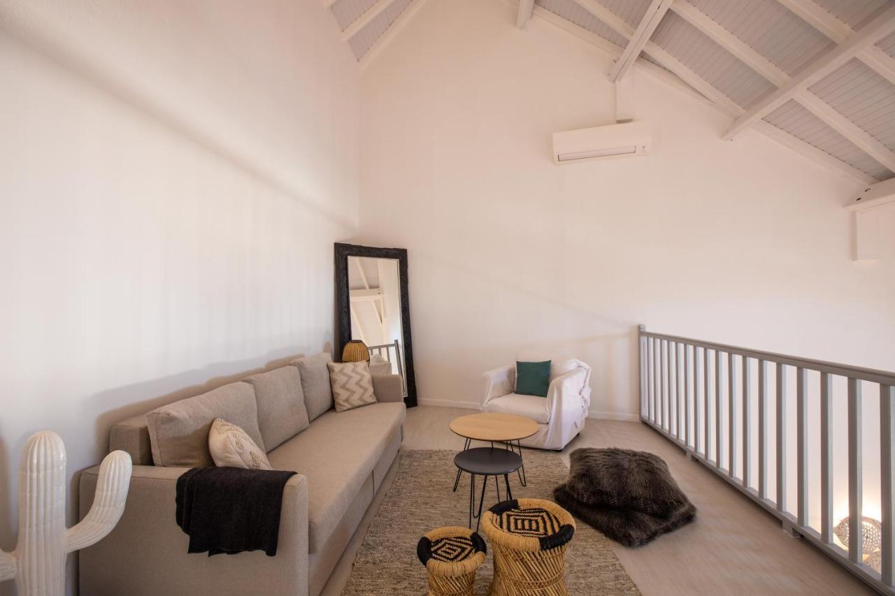 Stunning New Apartment With View Of Orient Bay Quarter of Orleans Exterior foto